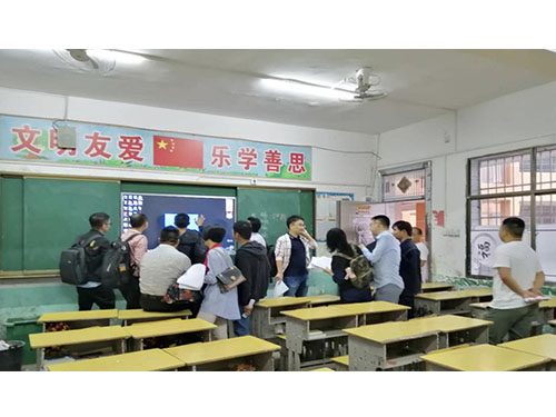 “融合、同心”—邵陽項(xiàng)目內(nèi)部驗(yàn)收暨團(tuán)建、黨支部活動(dòng)之旅